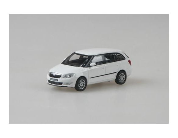 Abrex AB024E SKODA FABIA II FACELIFT COMBI 2012 WHITE CANDY 1:43 Modellino