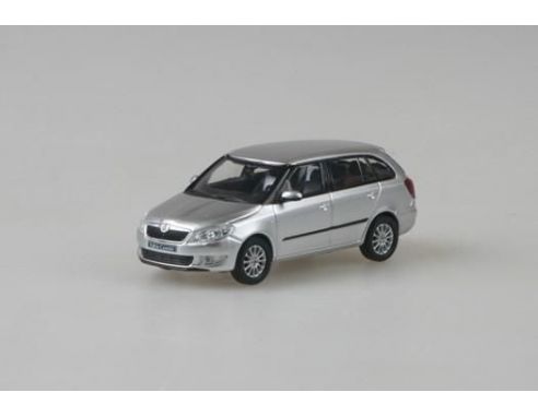 Abrex AB024AB SKODA FABIA II FACELIFT COMBI 2012 SILVER BRILLANT METALLIC 1:43 Modellino