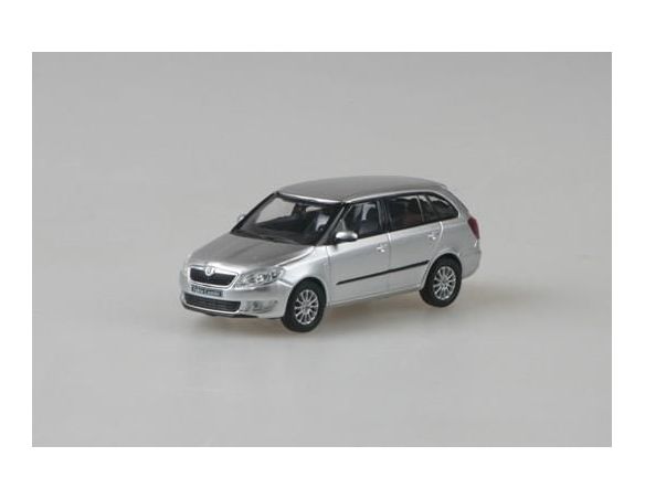 Abrex AB024AB SKODA FABIA II FACELIFT COMBI 2012 SILVER BRILLANT METALLIC 1:43 Modellino