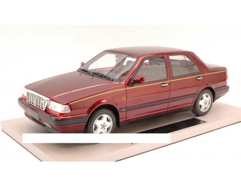 TopMarques TOP05A LANCIA THEMA 8.32 2a SERIE 1986 AMARANT METALLIC 1:18 Modellino
