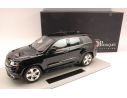 TopMarques TOP16C JEEP GRAN CHEROKEE SRT 2015 METALLIC BLACK 1:18 Modellino