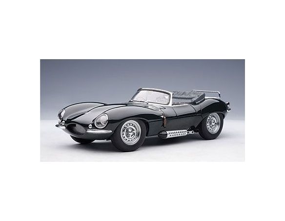 Auto Art / Gateway AA73526 JAGUAR XK SS 1956 STEVE MC QUEEN 1:18 Modellino