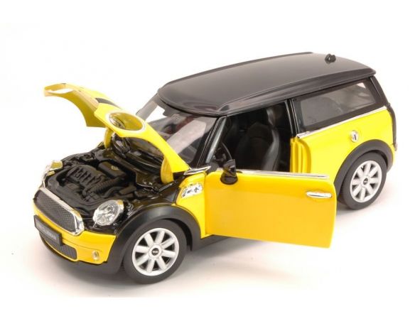 RASTAR RAT37400Y MINI COOPER CLUBMAN 2007 YELLOW 1:24 Modellino