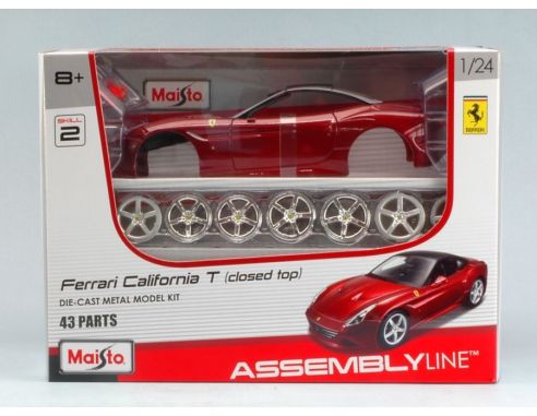 Maisto MI39130 FERRARI CALIFORNIA T (CLOSED TOP) 2014 AMARANT KIT 1:24 Modellino