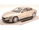TopMarques TOP06A MASERATI QUATTROPORTE 2013 MOONSTONE LIGHT GOLD 1:18 Modellino