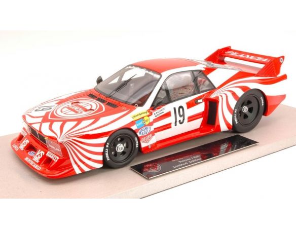 TopMarques TOPCK21 LANCIA BETA N.19 WINNER BRANDS HATCH 1980 PATRESE-ROHRL 1:18 Modellino
