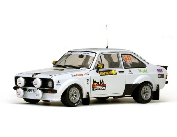 SunStar SS4494 FORD ESCORT RS 1800 N.141 WINN.SWEDEN HISTORIC 2013 SOLBERG-SOLBERG 1:18 Modellino