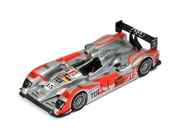 Ixo model LMM191 AUDI R10 TDI N.15 LMP1 LE MANS 2010 ALBERS-BAKKERUD-JARVIS 1:43 Modellino