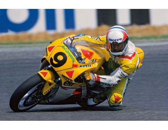 Hasegawa HG21714 HONDA NSR 500 P.CHILI 1989 N.9 LIMITED ED.KIT 1:12 Modellino