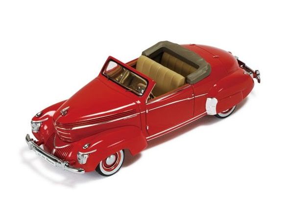 Ixo model MUS013 GRAHAM PAIGE ROADSTER 1939 RED 1:43 Auto d'Epoca