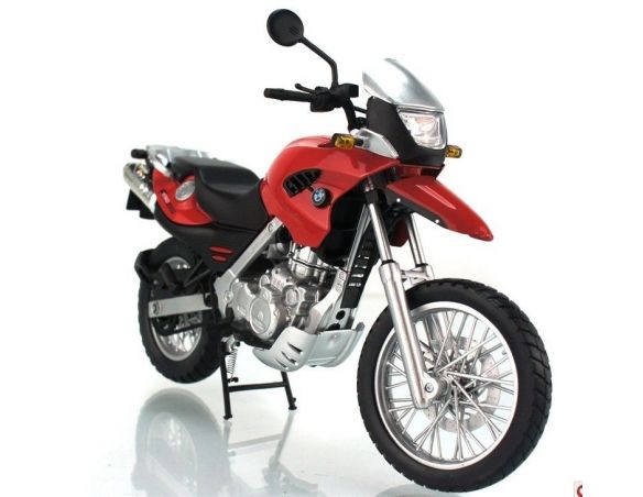Automaxx 6000 HONDA CB1000R DARK YELLOW 1/12                     Modellino