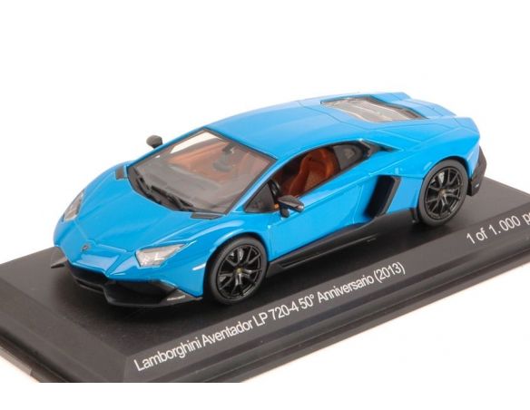 White Box WB500 LAMBORGHINI AVENTADOR LP 720-4 50