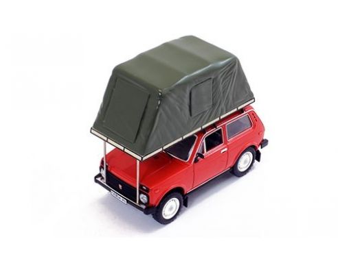 IST Models IST295 LADA NIVA 1981 RED WITH ROOF 1:43 Modellino