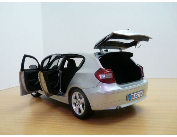 Kyosho 308602 BMW 120i GRIS METALLISE BERLINE E87 1/18 Modellino