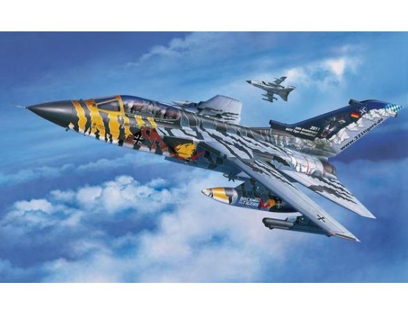 Revell RV04847 TORNADO LECHFELD TIGER 2011 KIT 1:72 Modellino