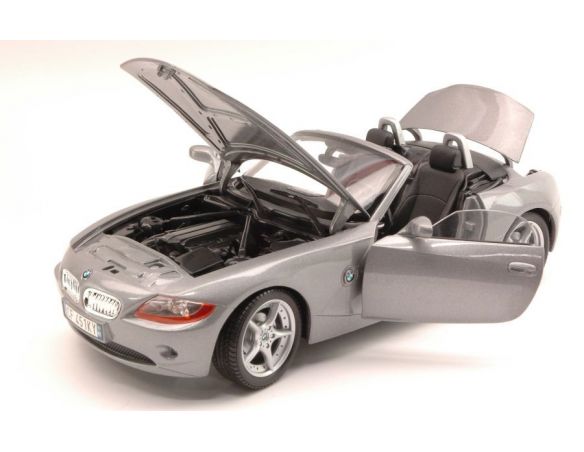 Bburago BU12001S BMW Z 4 2002 SILVER (SCATOLA SCOLORITA) 1:18 Modellino