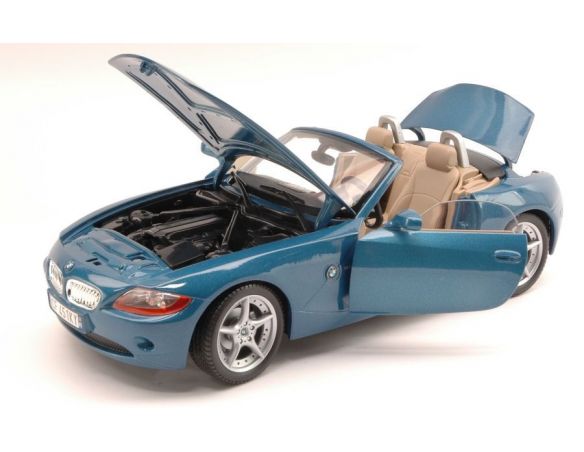 Bburago BU12001BL BMW Z 4 2002 BLUE (SCATOLA SCOLORITA) 1:18 Modellino