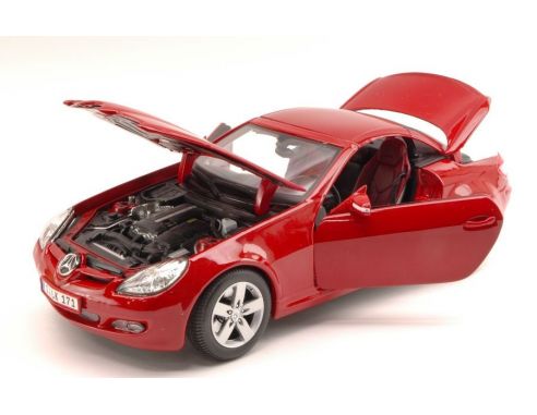 Maisto MI31687R MERCEDES SLK HARD TOP 2003 AMARANT RED 1:18 Modellino