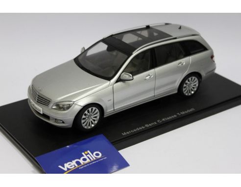 Auto Art AA76266 Mercedes-Benz C-Klasse T Modell 1:18 Modellino No confezione