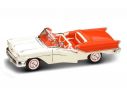 Yat Ming YM92758RD OLDSMOBILE SUPER 88 1957 RED/WHITE 1:18 Modellino
