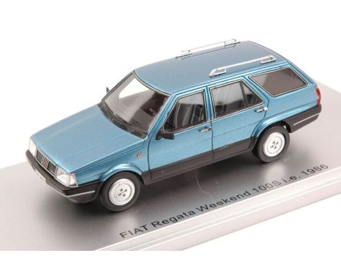 Kess Model KS43010101 FIAT REGATA WEEKEND 100S i.e. 1986 BLUE MET. 1:43 Modellino