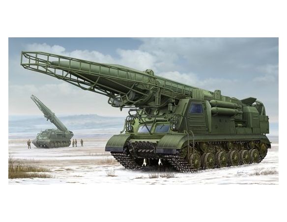 Trumpeter TP1024 EX SOVIET 2P19 LAUNCHER WITH R-17 MISSILE KIT 1:35 Modellino