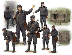Trumpeter TP0434 SOVIET SOLDIER SCUD B CREW KIT 1:35 Modellino