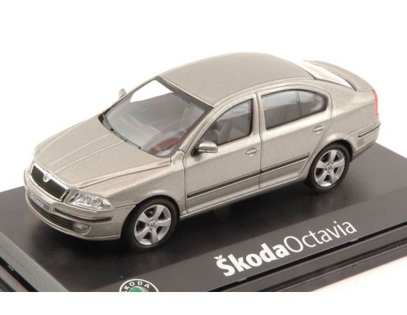 Abrex AB001YB SKODA OCTAVIA 2004 CAPPUCCINO BEIGE METALLIC 1:43 Modellino