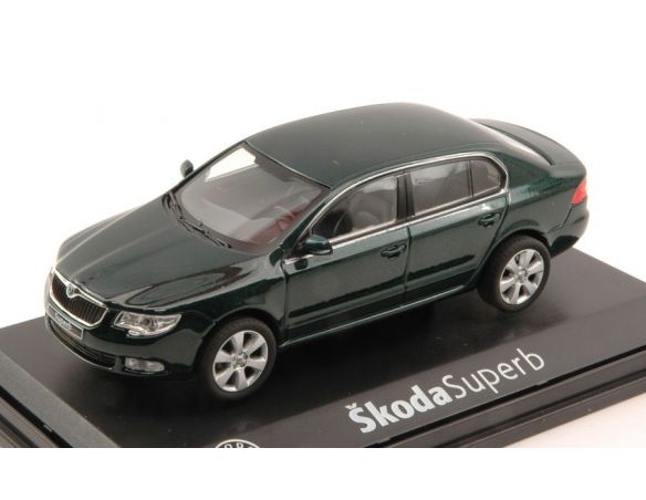 Abrex AB010HN SKODA SUPERB II 2008 AMAZONIAN GREEN 1:43 Modellino