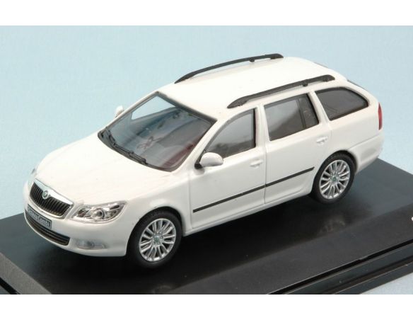 Abrex AB013E SKODA OCTAVIA COMBI (FACELIFT 2008) WHITE CANDY 1:43 Modellino