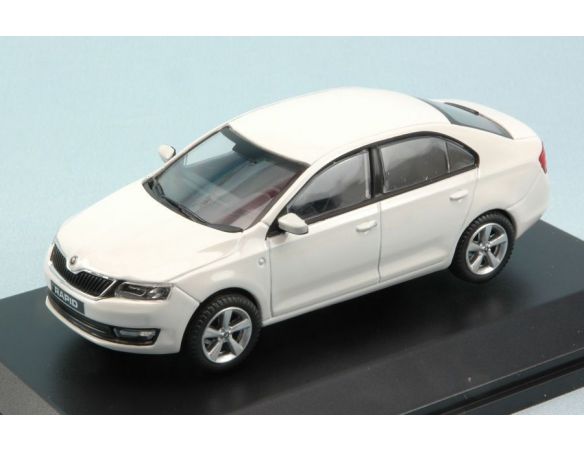 Abrex AB022E SKODA RAPID 2012 WHITE CANDY 1:43 Modellino