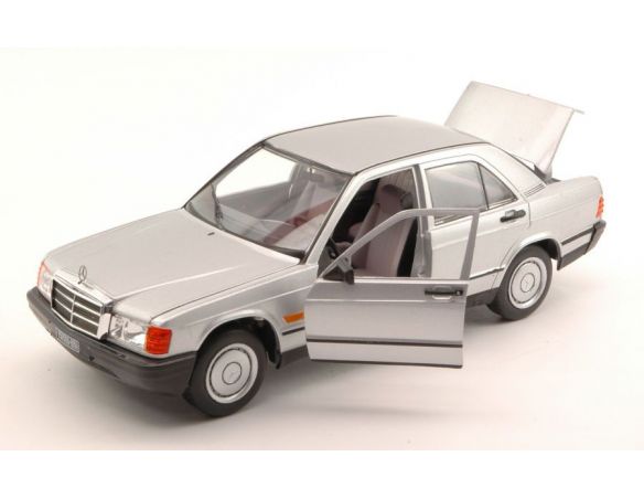 Nostalgie NT048 MERCEDES 190E 1983 SILVER 1:24 Modellino
