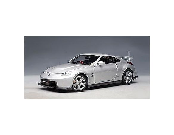 Auto Art / Gateway 77401 NISSAN FAIRLADY Z NISMO 380RS 1/18 Modellino