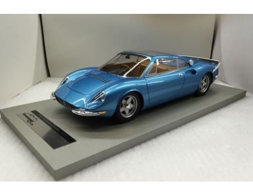 Tecnomodel TMD1819D FERRARI 365 P GIANNI AGNELLI 1967 AZZURRO CALIFORNIA 1:18 Modellino