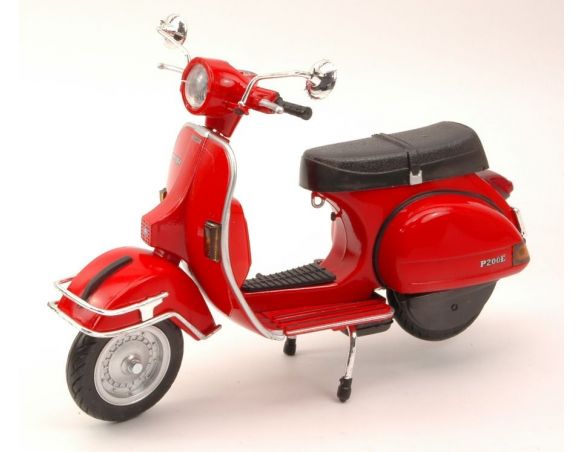 New Ray NY42123R VESPA P 200 E 1978 RED 1:12 Modellino