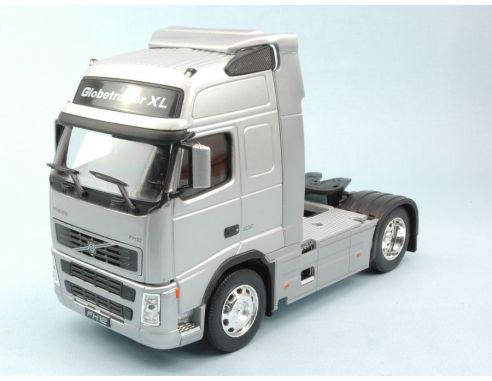 Welly WE2630S MOTRICE VOLVO FH12 SILVER 1:32 Modellino