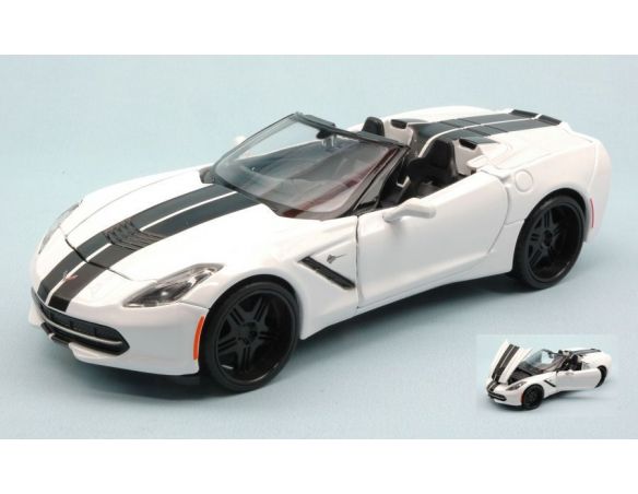 Maisto MI32501 CHEVROLET CORVETTE STINGRAY 2014 WHITE W/BLACK STRIPES 1:24 Modellino