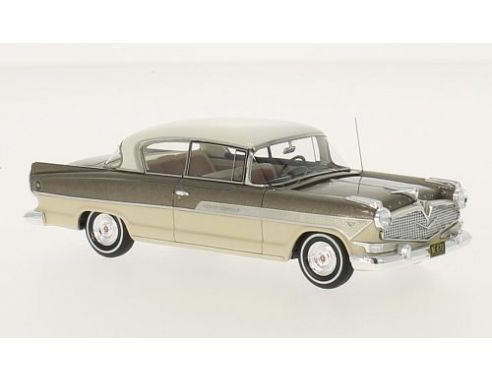 Neo Scale Models NEO44670 HUDSON HORNET 2-DOOR HOLLYWOOD HARDTOP BROWN/BEIGE 1:43 Modellino