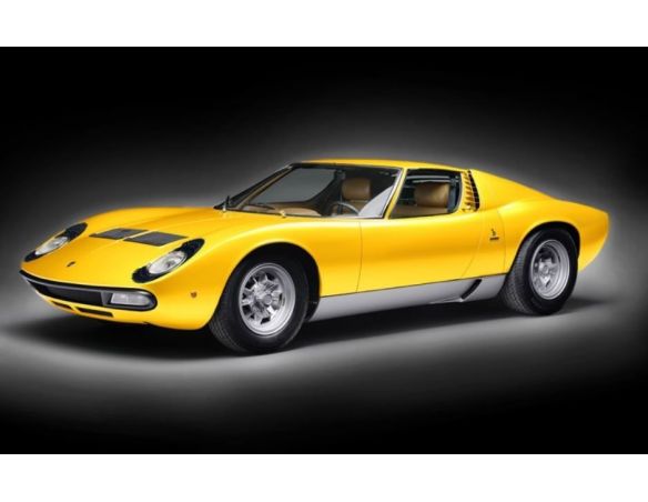 Italeri IT3686 LAMBORGHINI MIURA KIT 1:24 Modellino
