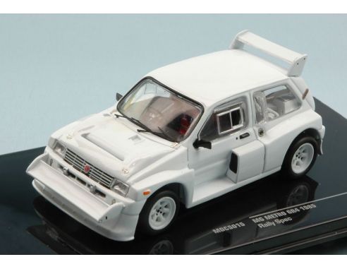 Ixo model MDCS015 MG METRO 6R4 RALLY SPEC.1985 WHITE + 4 RUOTE DI SCORTA 1:43 Modellino