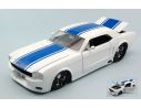 JADA TOYS JADA96895 FORD MUSTANG 1965 WHITE W/BLUE STRIPES 1:24 Modellino