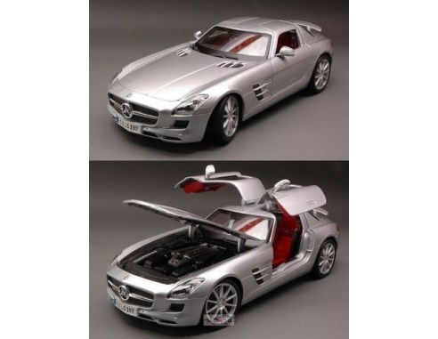 Maisto MI36196 MERCEDES SLS AMG 2010 SILVER 1:18 Modellino