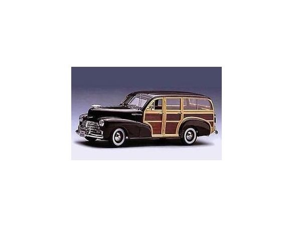Maisto 56043 CHEVROLET FLEETMAST AMARANTO 1/18 Modellino