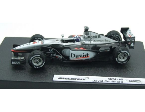 Mattel 50210 MCLAREN F1 COULTHARD 2001 1/43 Modellino