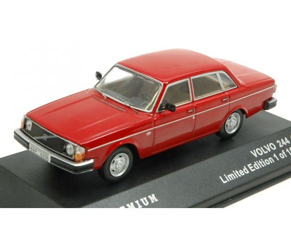 Triple 9 T9P10016 VOLVO 244 1978 RED 1:43 Modellino