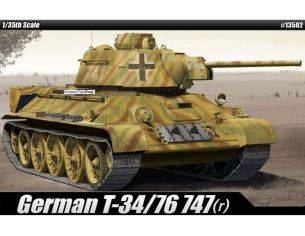 Accademy ACD13502 T-34 747 (R) GERMAN VERSION KIT 1:35 Modellino