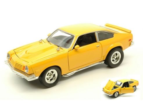 Motormax MTM73311YL CHEVROLET VEGA 1974 YELLOW 1:24 Modellino