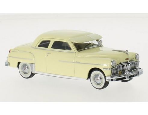 Neo Scale Models NEO46830 DESOTO CUSTOM CLUB COUPE' 2 DOORS 1949 LIGHT YELLOW 1:43 Modellino
