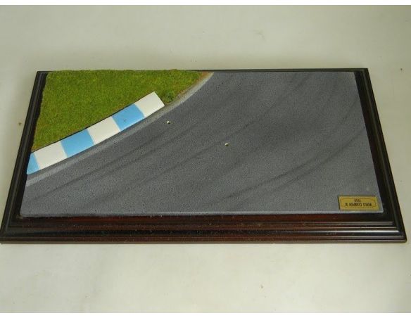 Microworld 70 DIORAMA GRAN PRIX EUROPA 1:43 Modellino