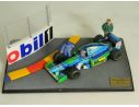 Microworld BE14 DIORAMA F1 BENETTON WINNER M.S.'94 + Modellino